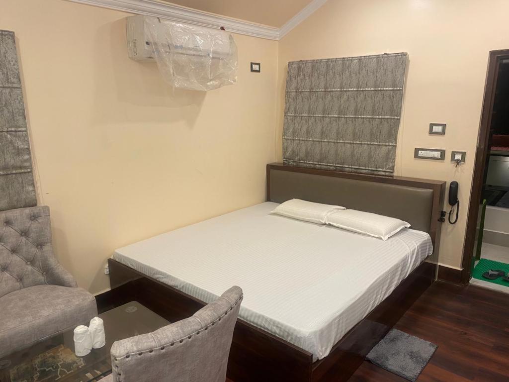 New Mouchak Hotel & Resorts Tajpur Exteriör bild