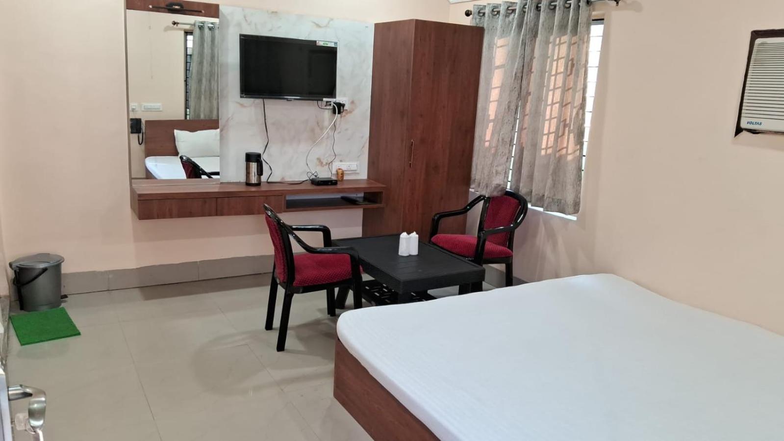 New Mouchak Hotel & Resorts Tajpur Exteriör bild