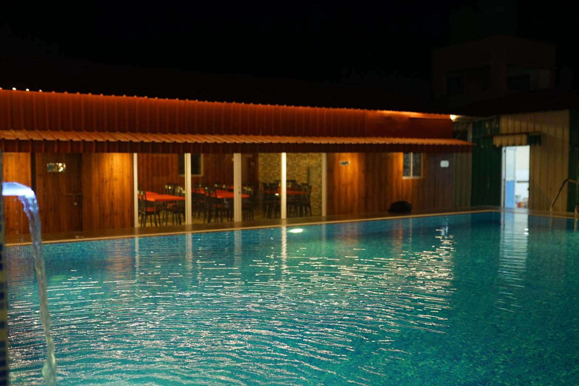 New Mouchak Hotel & Resorts Tajpur Exteriör bild